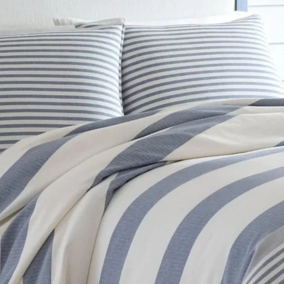 Nautica 7pc bedding set - Picture 3 of 8